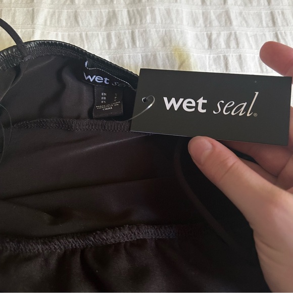 Urban Planet black faux leather mini dress - Picture 3 of 3